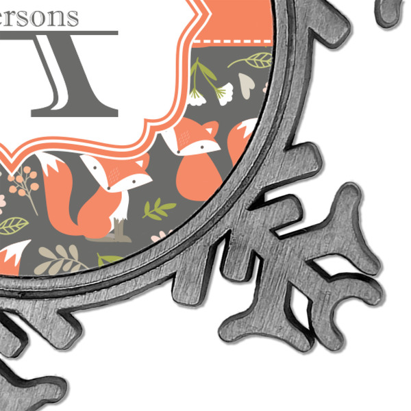 Fox Trail Floral Vintage Snowflake - Detail