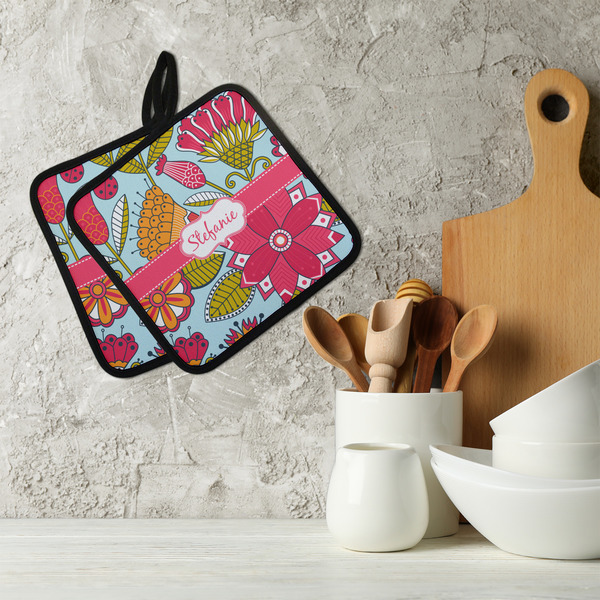 Wild Flowers Neoprene Pot Holder - Set of 2  LIFESTYLE