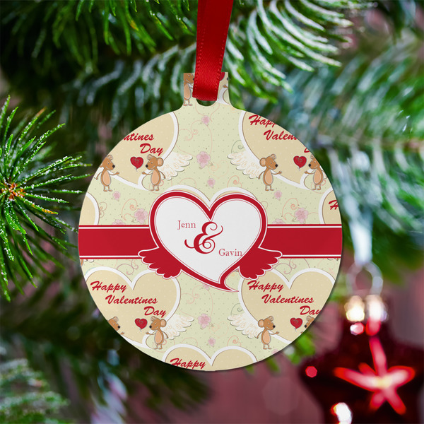 Mouse Love Metal Ball Ornament - Lifestyle