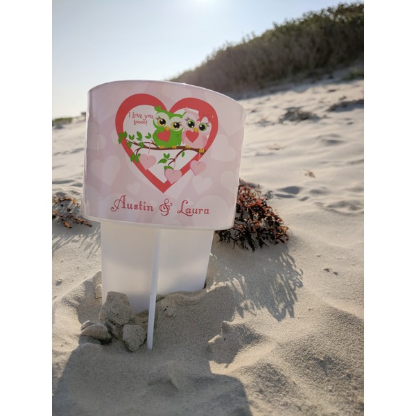 Valentine Owls Beach Spiker white on beach with sand
