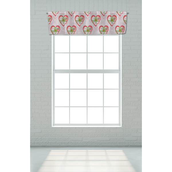 Valentine Owls Valance - On window