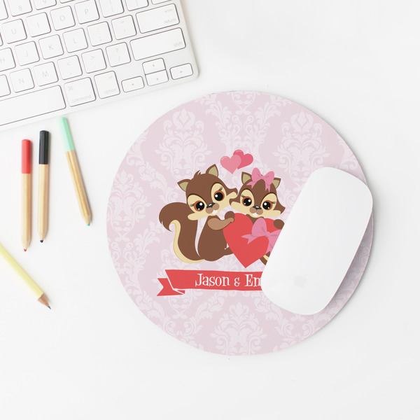 Chipmunk Couple Round Mousepad - LIFESTYLE 2