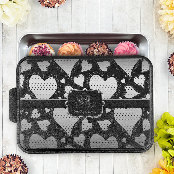 Cute Squirrel Couple Aluminum Baking Pan - Black Lid - LIFESTYLE