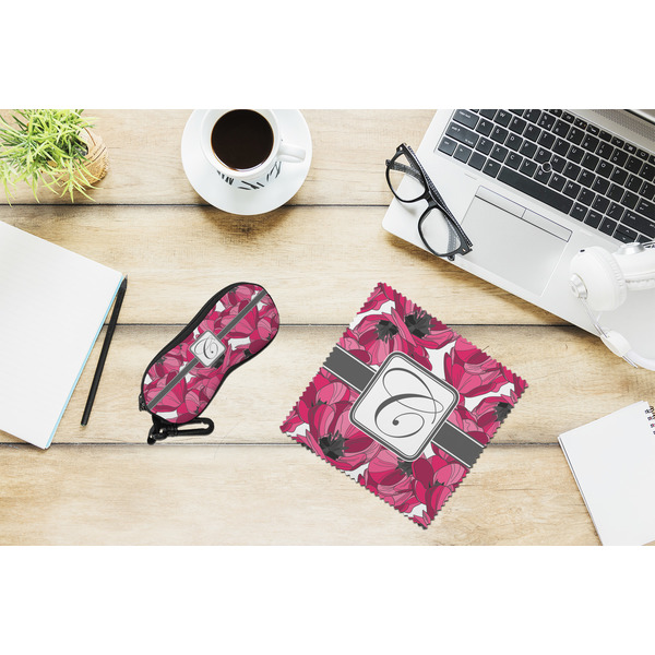Tulips Eyeglass Case and Cloth Set - LIFESTYLE