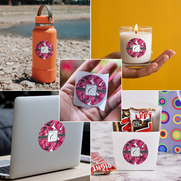 Tulips Multipurpose Round Labels - In Context