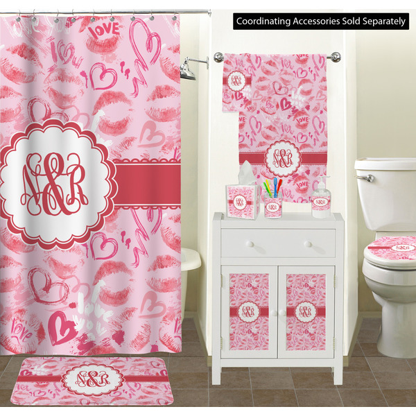 Lips n Hearts Bathroom Scene