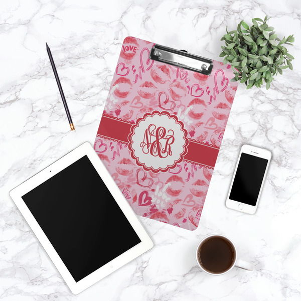 Lips n Hearts Clipboard - Lifestyle Photo