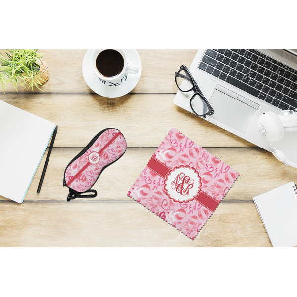 Lips n Hearts Eyeglass Case and Cloth Set - LIFESTYLE