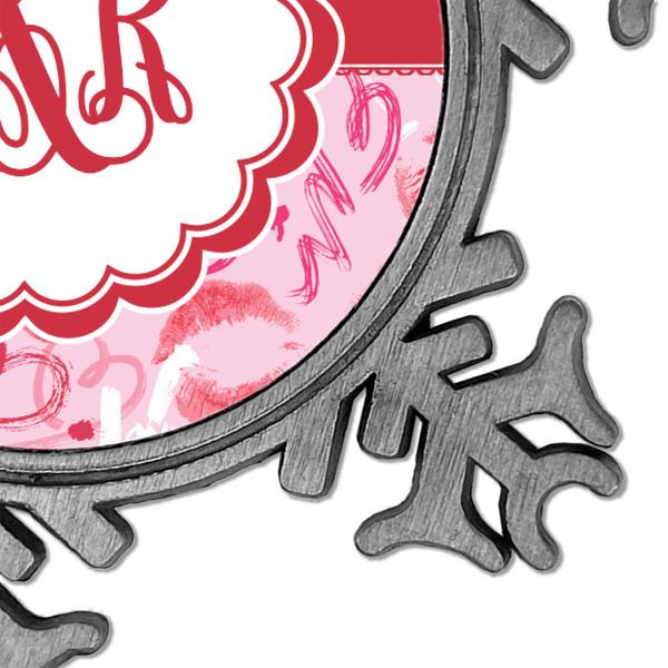 Lips n Hearts Vintage Snowflake - Detail