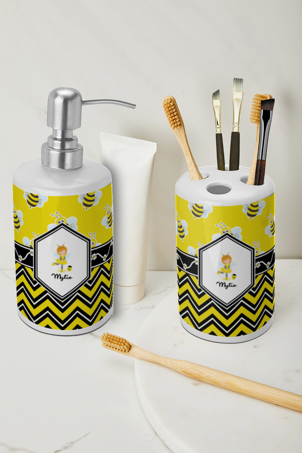 Custom Buzzing Bee Ceramic Bathroom Accessories Set (Personalized