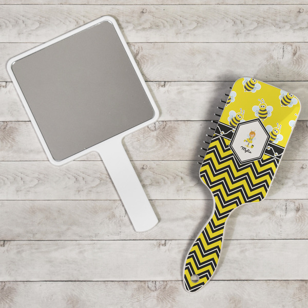 Buzzing Bee Hair Brush - In Context