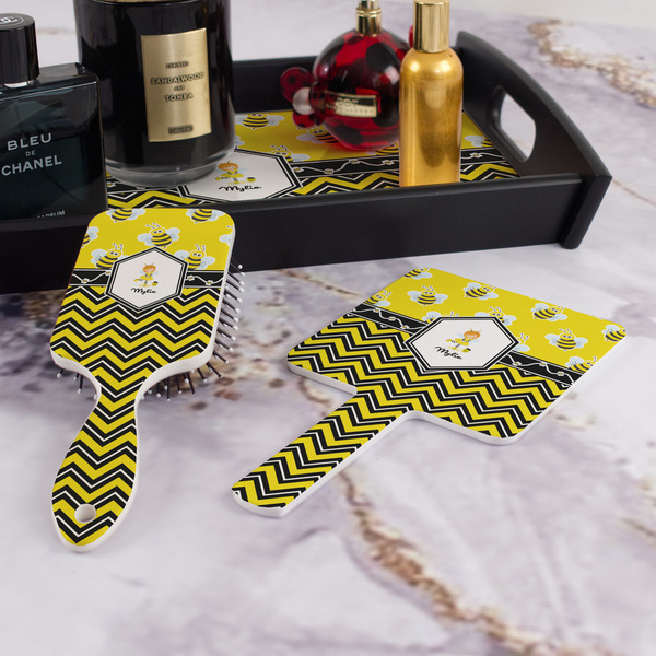 Buzzing Bee Hair Brush and Hand Mirror - Bathroom Scene