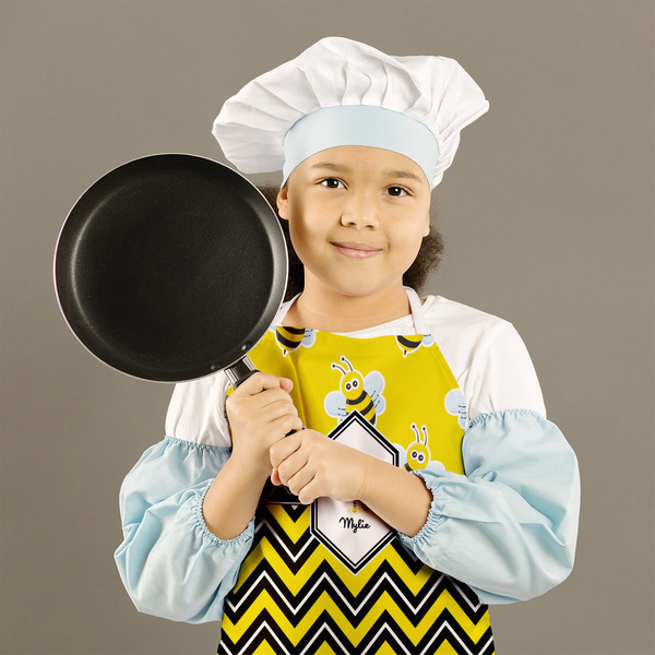 Buzzing Bee Kid's Aprons - Medium - Lifestyle