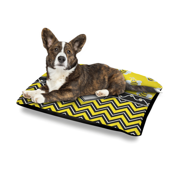 Buzzing Bee Outdoor Dog Beds - Medium - IN CONTEXT