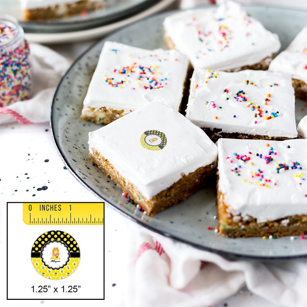 Honeycomb, Bees & Polka Dots Printed Icing Circle - XSmall - In Context