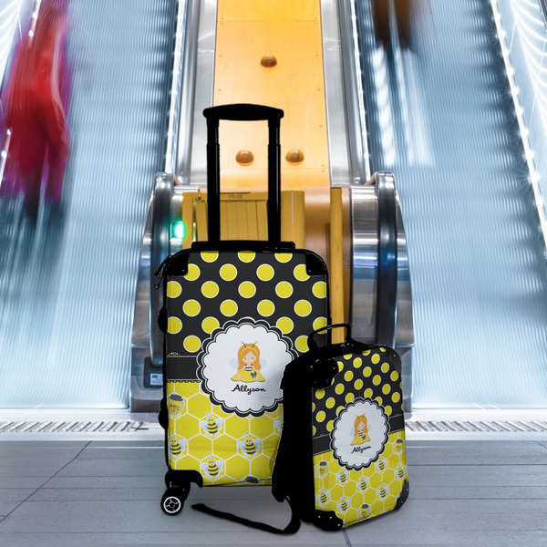 Honeycomb, Bees & Polka Dots Suitcase Set 4 - IN CONTEXT