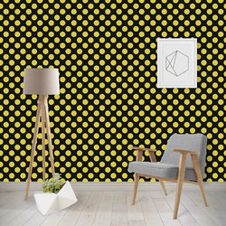 Bee & Polka Dots Wallpaper & Surface Covering (Peel & Stick - Repositionable)