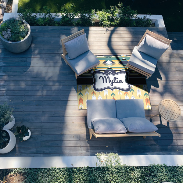 Tribal2 5'x7' Patio Rug - In context