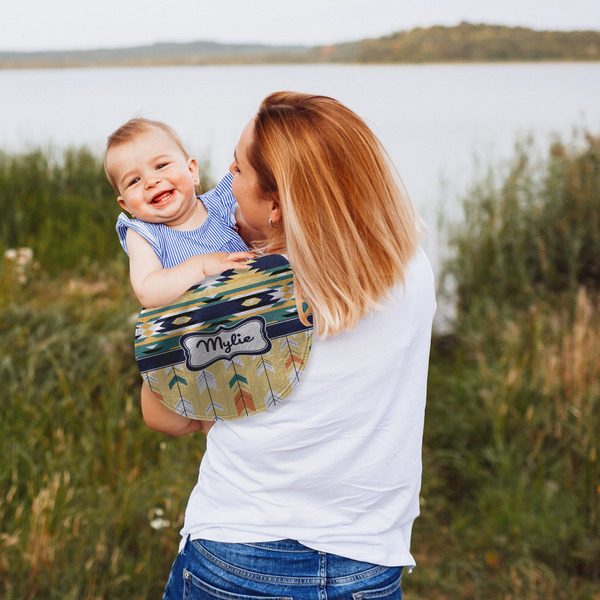 Tribal2 Peanut Shaped Burp - Lifestyle