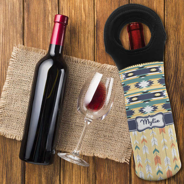 Tribal2 Wine Tote Bag - FLATLAY