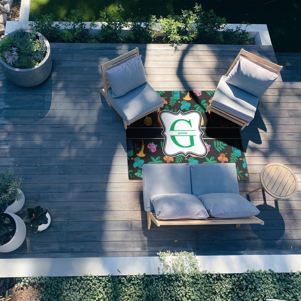 Hawaiian Masks 5'x7' Patio Rug - In context