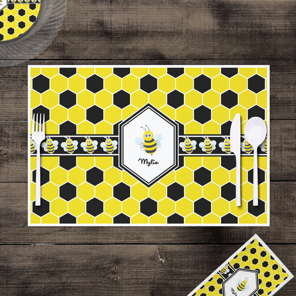 Honeycomb Disposable Paper Placemat - In Context