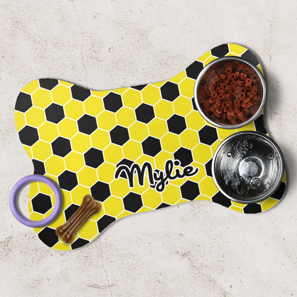 Honeycomb Dog Bone Shaped Mat Lifestyle