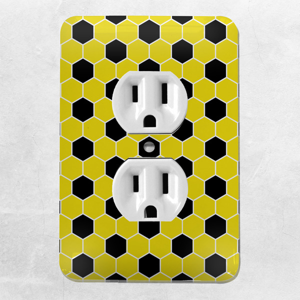 Honeycomb Electric Outlet Plate - LIFESTYLE