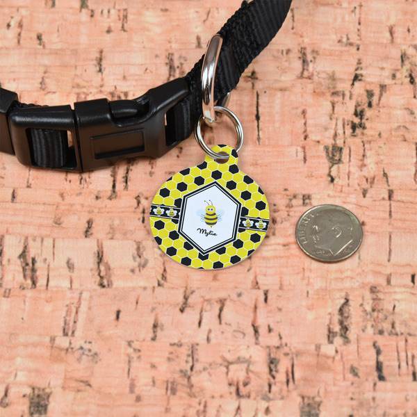 Honeycomb Round Pet ID Tag - Small - In Context