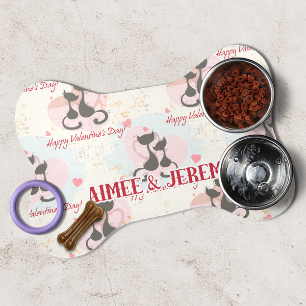 Cats in Love Dog Bone Shaped Mat Lifestyle