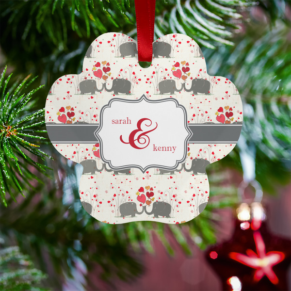 Elephants in Love Metal Paw Ornament - Lifestyle