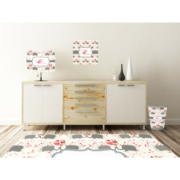 Elephants in Love Square Wall Decal Wooden Desk
