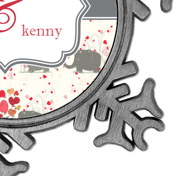 Elephants in Love Vintage Snowflake - Detail