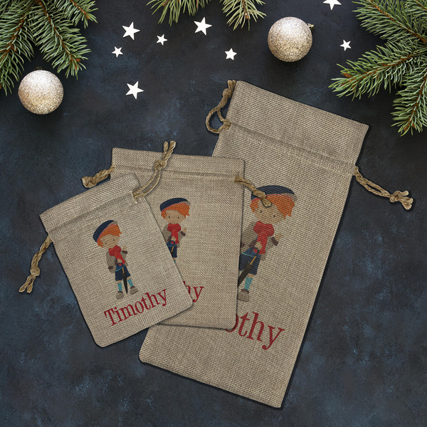 London Burlap Gift Bags - LIFESTYLE (Flat lay)