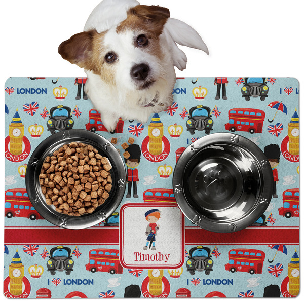 London Dog Food Mat - Medium LIFESTYLE