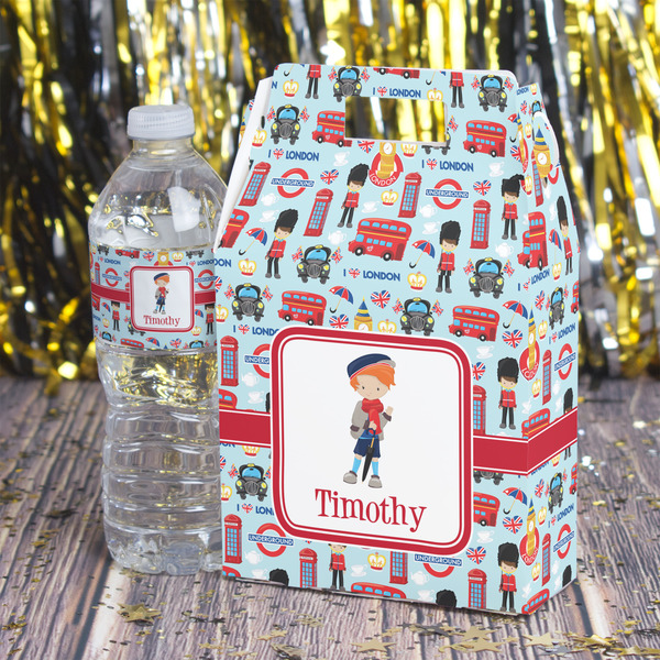 London Gable Favor Box - In Context