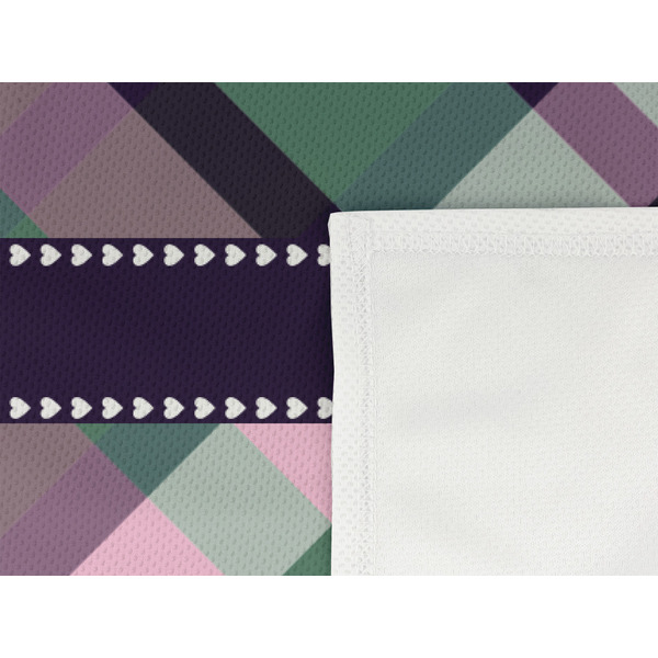 Plaid with Pop Cooling Towel- Detail