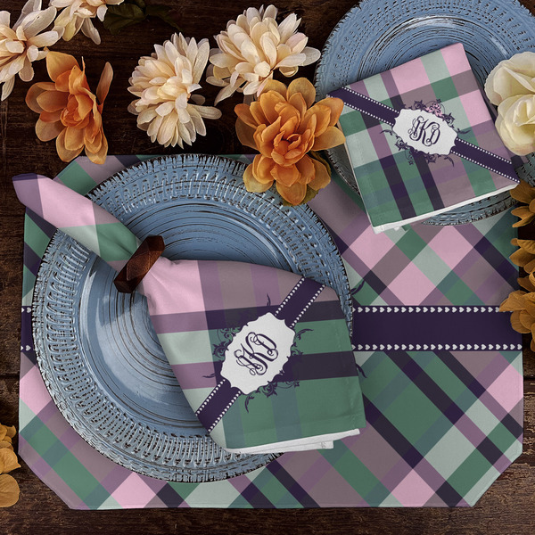 Plaid with Pop Dining Set