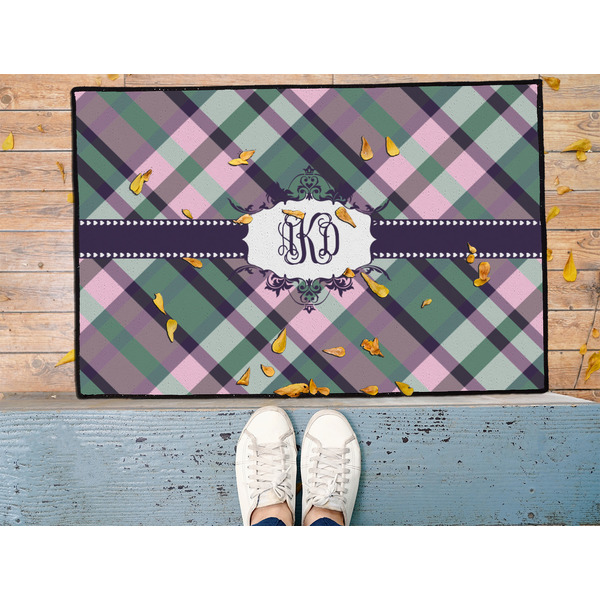 Plaid with Pop Door Mat - LIFESTYLE (Med)