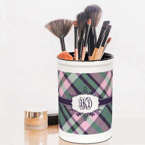 Plaid with Pop Pencil Holder - LIFESTYLE makeup
