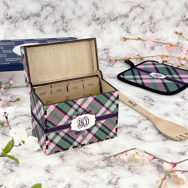 Plaid with Pop Recipe Box - Full Color - In Context