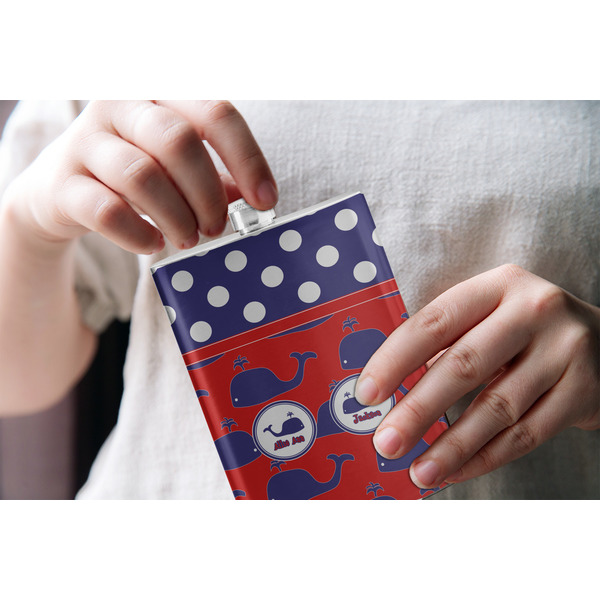 Whale Stainless Steel Flask - LIFESTYLE 1