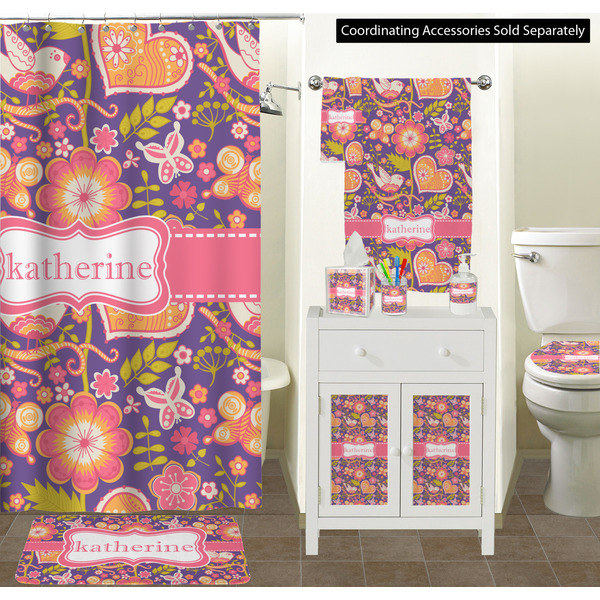 Birds & Hearts Bathroom Scene