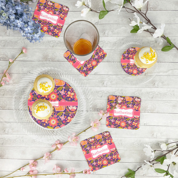 Birds & Hearts Plastic Party Appetizer & Dessert Plates - In Context