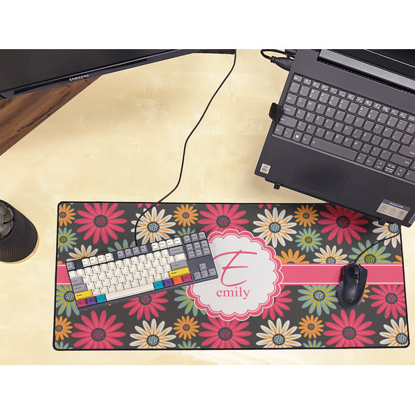Daisies Large Gaming Mats - LIFESTYLE