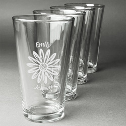 Daisies Pint Glasses - Engraved (Set of 4) (Personalized)