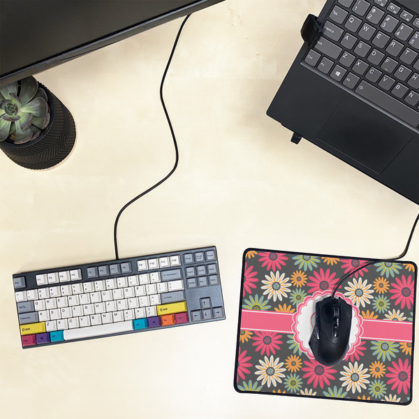 Daisies Small Gaming Mats - LIFESTYLE