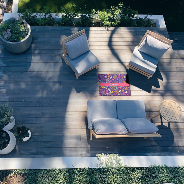 Simple Floral 2'x3' Patio Rug - In Context