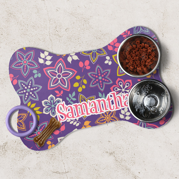 Simple Floral Dog Bone Shaped Mat Lifestyle
