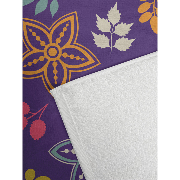 Simple Floral Golf Towel - Detail